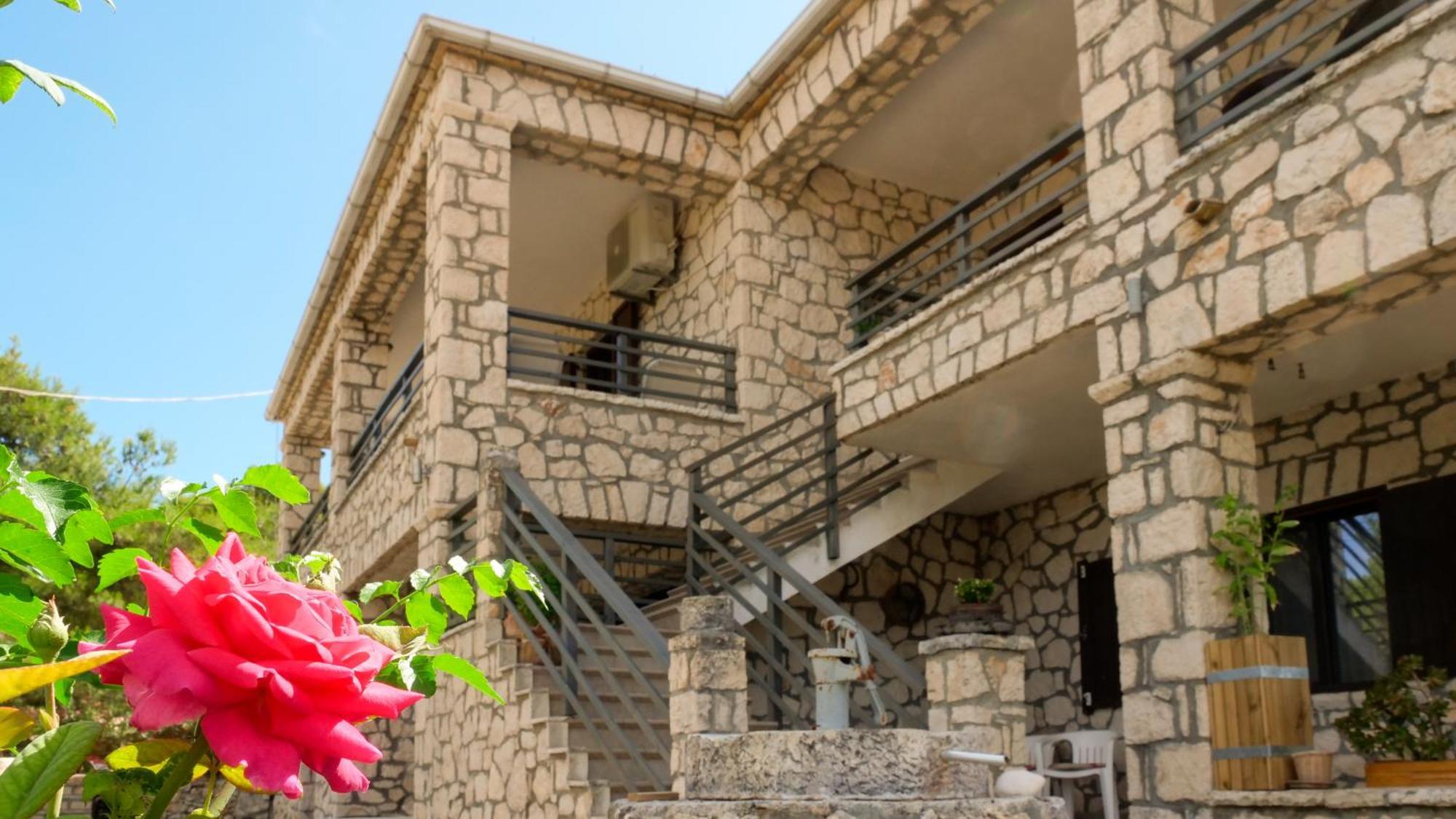 Fterini Apartments Sterna & Alletri Agios Leon Dış mekan fotoğraf