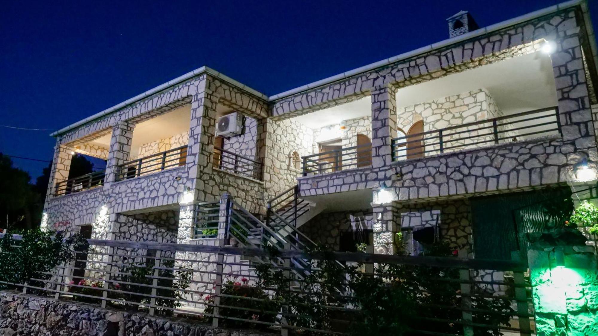 Fterini Apartments Sterna & Alletri Agios Leon Dış mekan fotoğraf