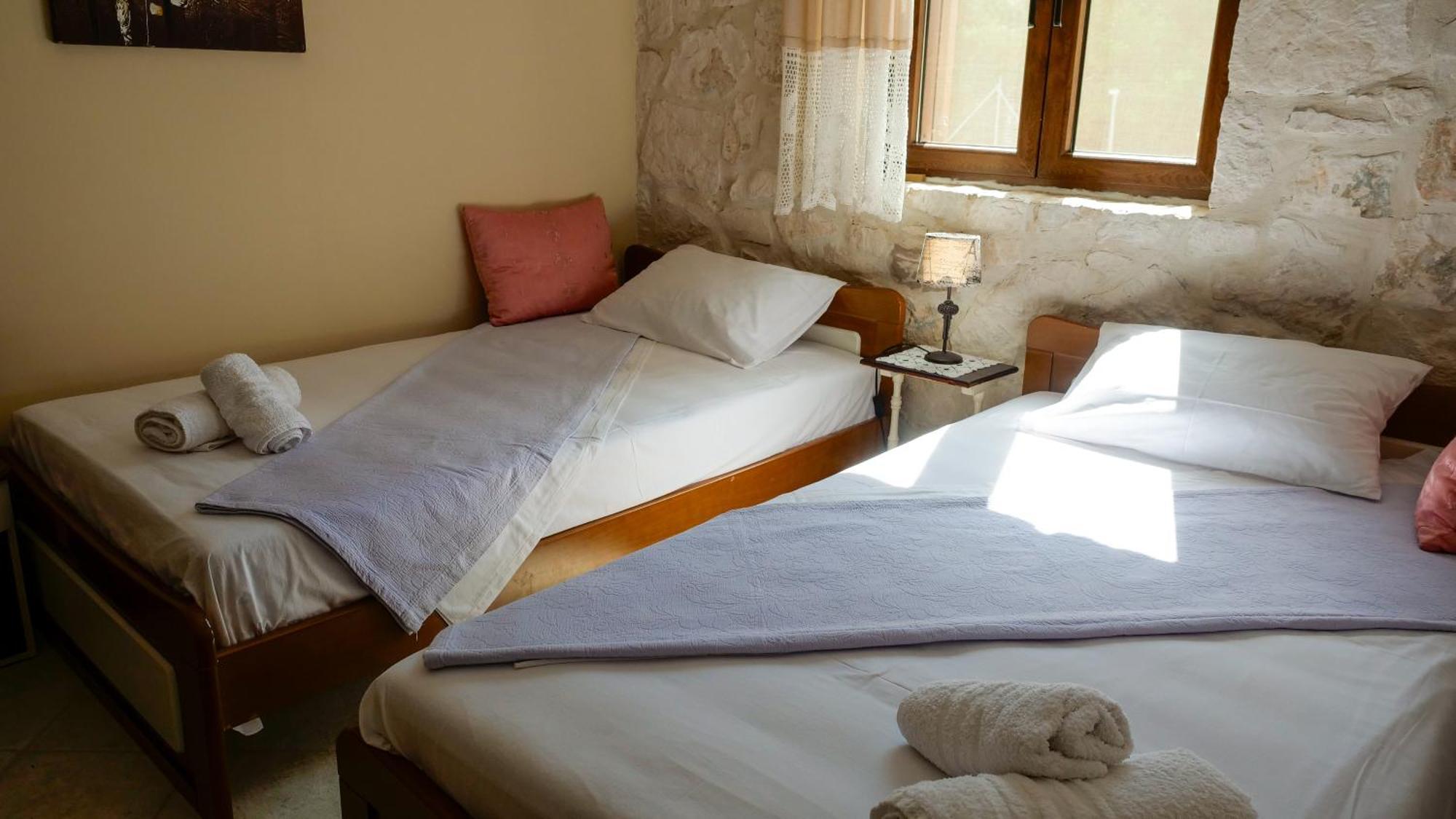 Fterini Apartments Sterna & Alletri Agios Leon Dış mekan fotoğraf
